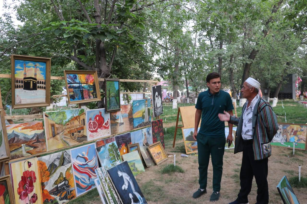 KOʻCHA SAN’ATI VA MUSIQASI